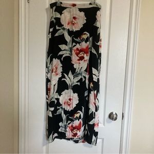 DYNAMITE | Long, high waisted skirt with slit | Size Medium